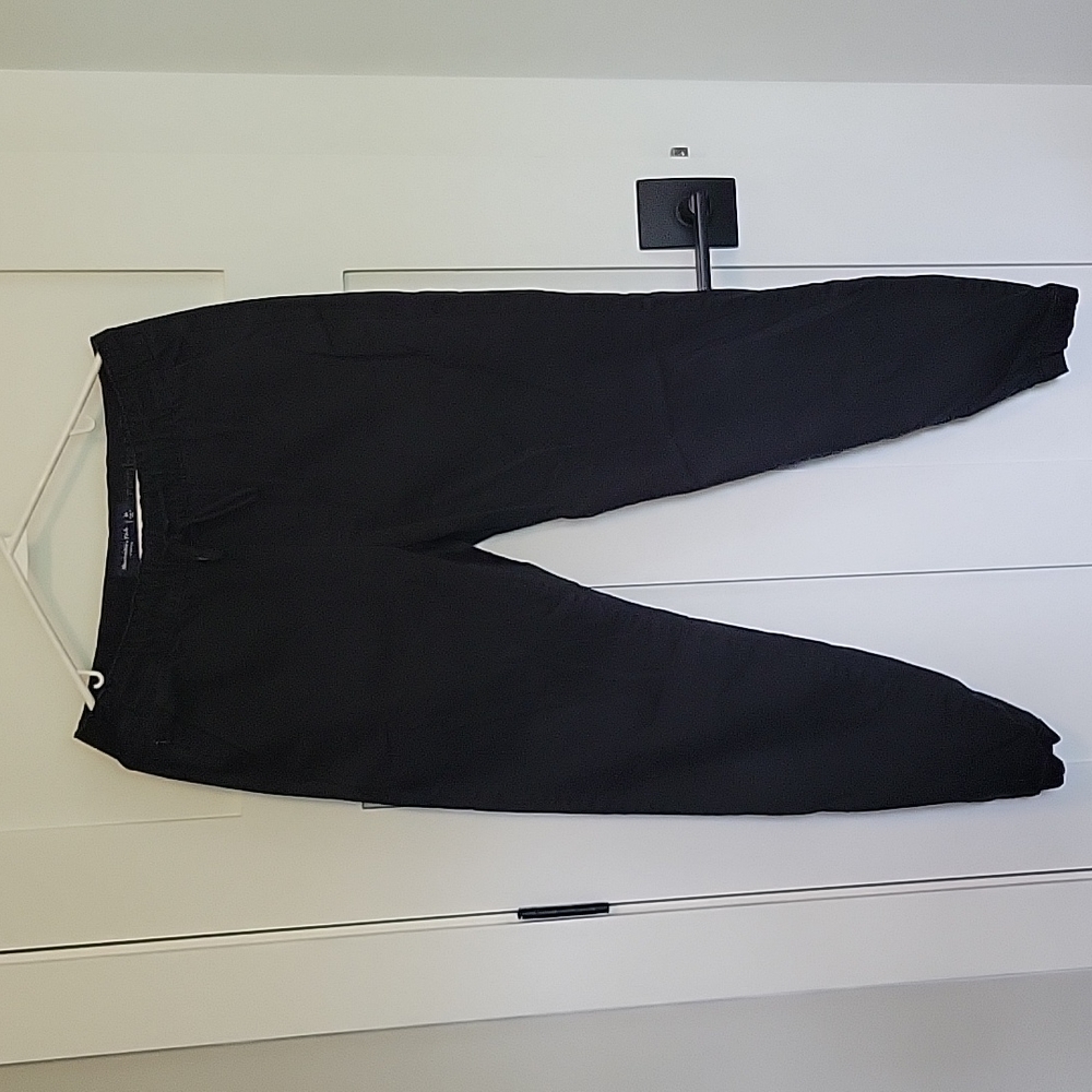 Abercrombie and Fitch black joggers, men's medium